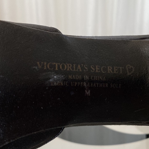 REDUCED! Victoria’s Secret satin/ostrich slippers - Picture 5 of 14